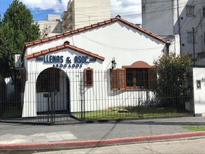 Llenas & Asoc. Abogados en Morón