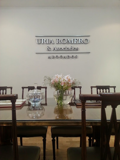 URIA ROMERO & Asoc. ABOGADOS. REGISTRO DE MARCAS. ESTUDIO JURIDICO. en Vicente López