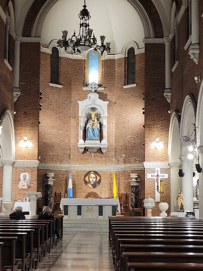 Parroquia Santa María en CABA
