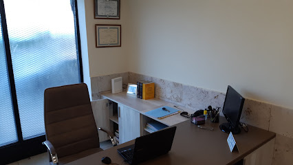 ESTUDIO JURIDICO FRAQUICH Y ASOC. en Lanús