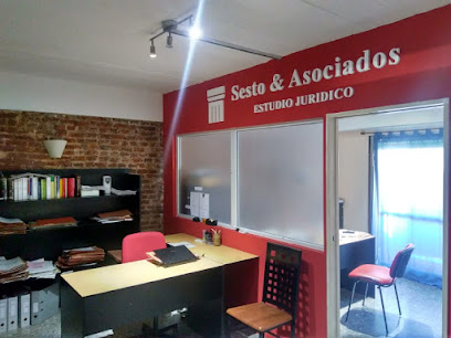 Sesto & Asociados en Florida