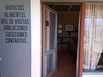 Estudio Jurídico Dra. Mónica B. Benítez ( Abogada UBA). en Pilar